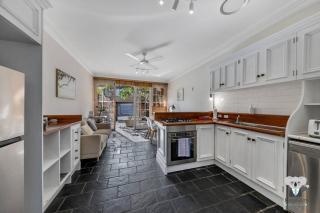 Glebe Cozy 2 Bedroom Stunning Terrace House / NGL058 - Sídney - 4