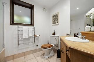 Beautifully styled central home - Queenstown - 4