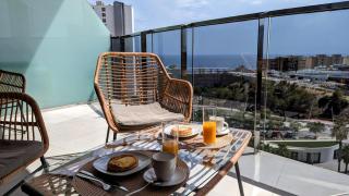 SUNSET WAVES sun & beach apartments - Benidorm - 0