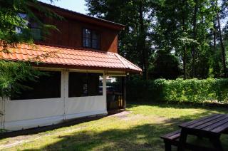 Okuninka Domek nad brzegiem jeziora Białe - 9