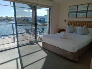 The View - Captains Cove Waterfront Resort - 7