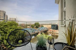 AboutArtApartments - By the river - 3