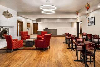 Ramada by Wyndham Albuquerque Airport - 3