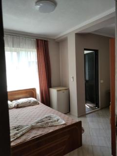 Ilirida-Swimming pool & garden view rooms for rent - Durrës - 8