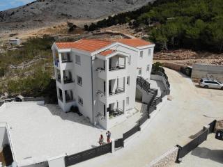 Apartments by Resort Čulina - Metajna - 3