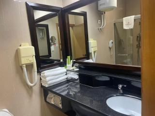 Hotel Marjorie `Y` - 3