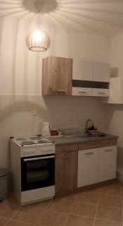 Renovated Apartment with Jacuzzi in Novi Sad - 8