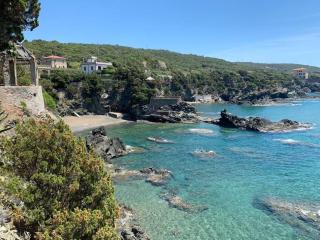 Roc Villa 1111 - Private Villa with 2 Beaches and Park - Case Fortullino - 2