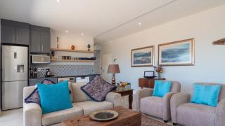 Heron's View - lagoon views and solar power @Lake Brenton, Knysna - Knysna - 4