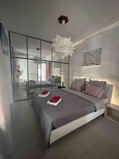 95sqm 7min Center 2bdrms 2Airco Gas heating Marble Wc 3SmartTvs - Tessalónica - 0