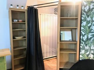 Fun Tiki Vibe Apartment / Charles Bridge / Netflix - Prag - 4