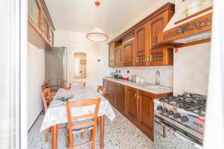 193 - Casa Via della Chiusa - centralissimo e vicino alla baia del silenzio, spiaggia e mare 150m - Parcheggio GRATIS incluso e Aria condizionata - Sestri Levante - 2
