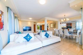 Royal Beach Villa - Paralimni - 1
