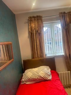 Jules Homestay Plus - Ocker Hill - 6
