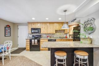 Cozy American Fork Retreat with Electric Fireplace - American Fork - 2