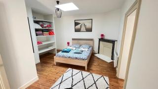 Au pied du donjon - 1