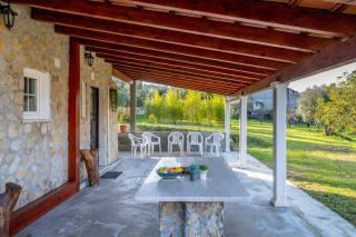 Host Wise - Rustic Adorable House in Old Village - - 9
