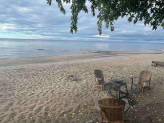 Les pieds dans le sable - 2