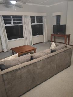 Entire specious 3 bedrooms house in Durban - 9