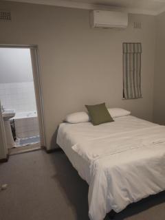 Entire specious 3 bedrooms house in Durban - Durban - 7