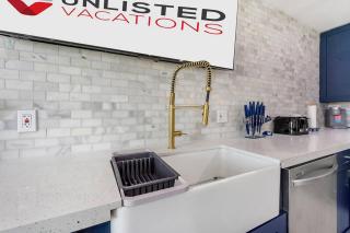 Sun-Kissed Bliss: Dreamy Getaway - 3