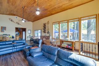 Lakefront Bliss Coeur dAlene Cabin with Dock! - Coeur d'Alene - 4