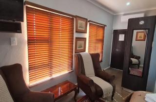 Kairos Guesthouse Orania - 2