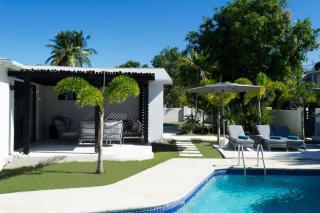 Dunn Dreamin Barbados - Saint James - 9