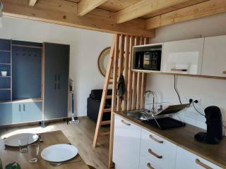 Chalet cosy secteur calme TRAM A 120 m gare aéroport - 4