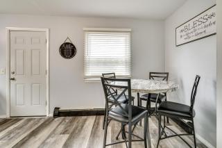 4 Mi to Dtwn Rochester Charming Apt with Patio! - Rochester - 4
