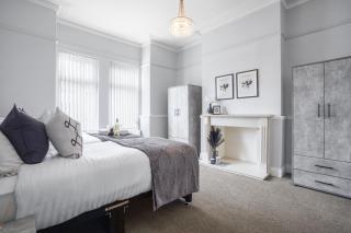 The Yorkshire Hosts - Central Castleford 4 Bed House - Free Parking - Castleford - 2