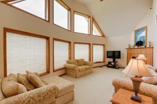 Gordonsville Retreat Deck with Spectacular Views! - 6