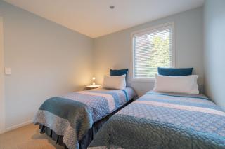 Southland Sounds - Te Anau Holiday Home - Te Anau - 1
