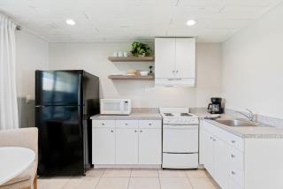 Beachside Retreat W Heated Pool - St Pete Beach - 2