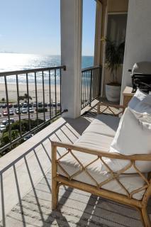 Kirra Beach Unit - Panoramic Gold Coast Beach View - Gold Coast - 9