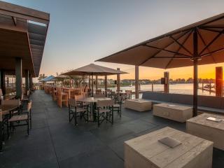Villa on Waterfront with Stunning Design - Tholen - 3