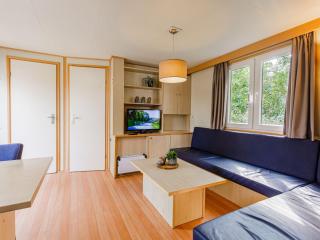 Detached chalet on the Leukermeer - Well - 1