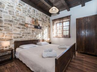 Holiday home in Sukosan with sea beach - Sukošan - 5