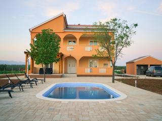 Holiday Home in Prkos with Private Pool - 2