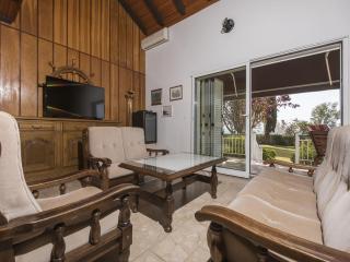 Charming Holiday Home in Turanj with Private Fenced Garden - Turanj - 9