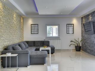 Family villa with swimming pool - Pula - 5