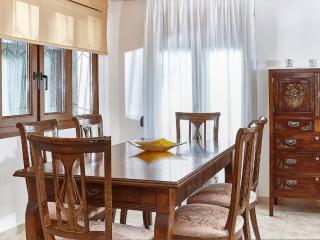 Fantastic holiday home in Karteros with pool - Karteros - 8