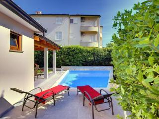 Holiday Home in Li njan near Beach & Pool - 6