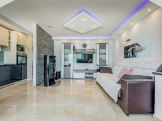 Apartment in Arbanija with Terrace - Trogir - 5