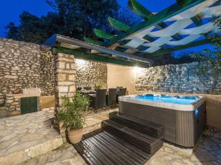 Pet-friendly Holiday Home in Suko an - Sukošan - 0