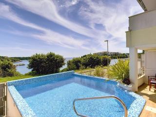 Villa in Pula with Private Swimming Pool - 5
