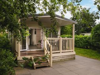 Comfortable chalet with a covered terrace - Zuna - 0