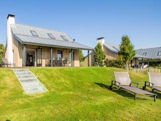 Modern lodge in national park - Tholen - 0