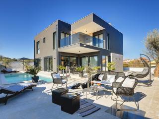 Holiday Home in Rovinj with Pool and Sauna - 1