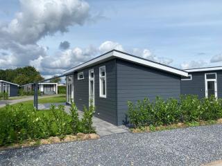 Nice chalet in a holiday park in Lathum - Lathum - 7